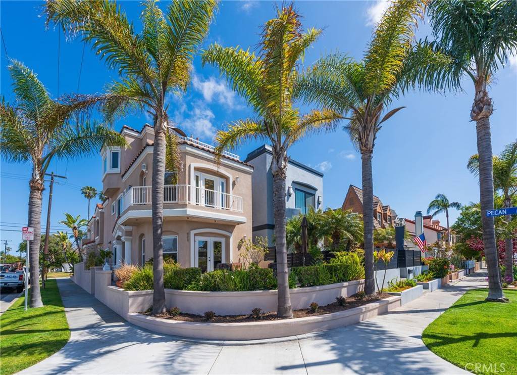 Huntington Beach, CA 92648,428 12th ST