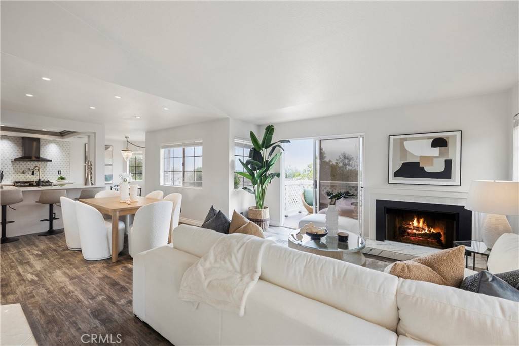 Lake Forest, CA 92630,21011 Marin #103