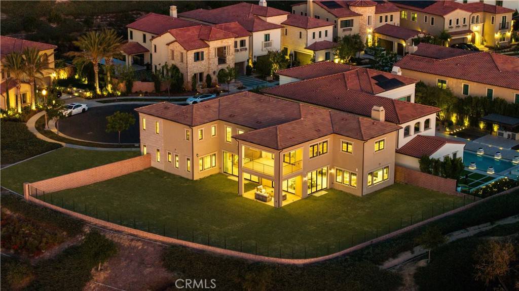 Irvine, CA 92602,100 Headwaters
