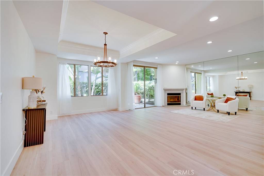 Newport Beach, CA 92660,417 Bay Hill DR