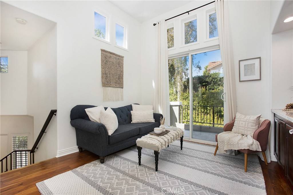 Rancho Santa Margarita, CA 92688,11 Via Pamplona