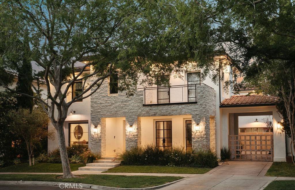 Newport Beach, CA 92660,10 Seabluff
