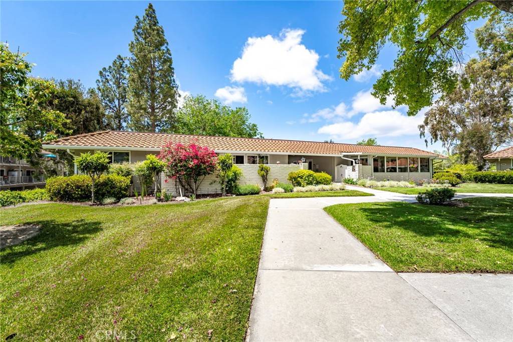 Laguna Woods, CA 92637,669 Via Mendoza #N