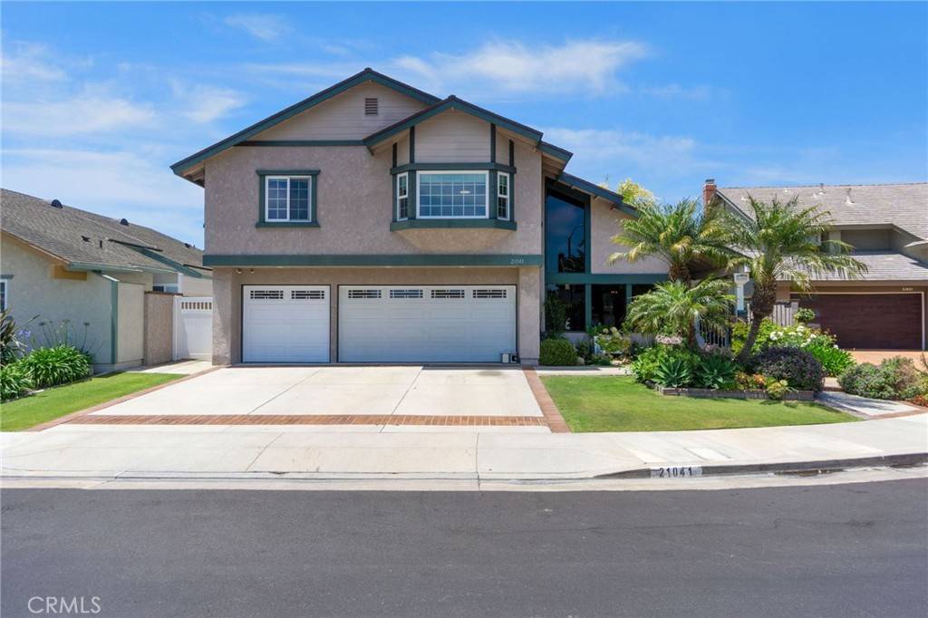 Huntington Beach, CA 92646,21041 Shaw LN