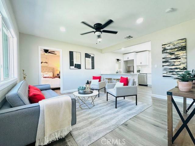 Ontario, CA 91761,623 E Elm ST