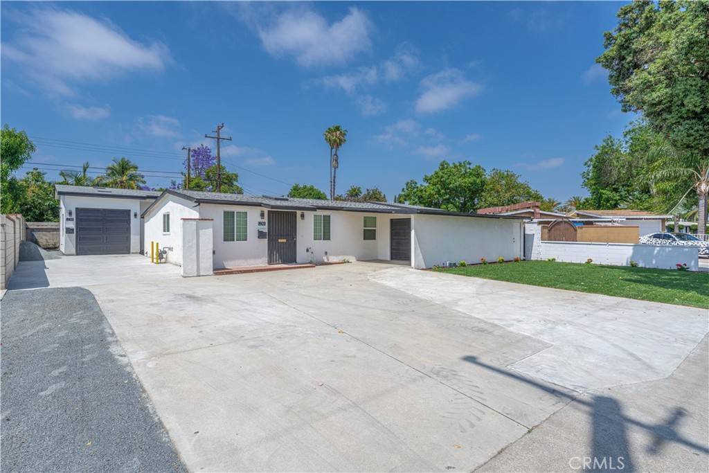 Garden Grove, CA 92840,12391 Lampson AVE