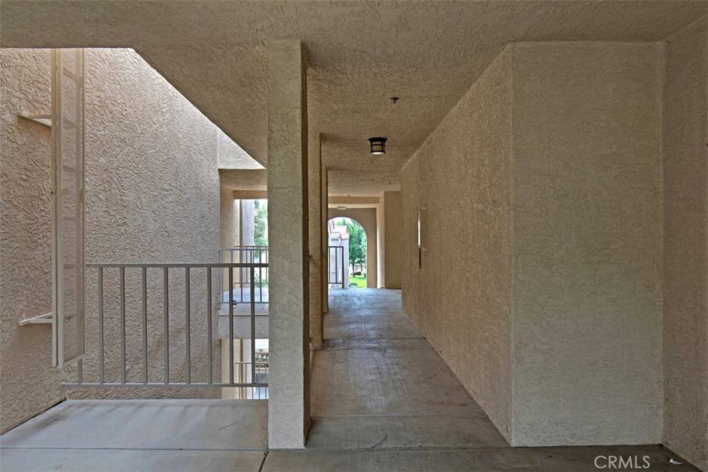 Corona, CA 92879,1035 La Terraza CIR #306