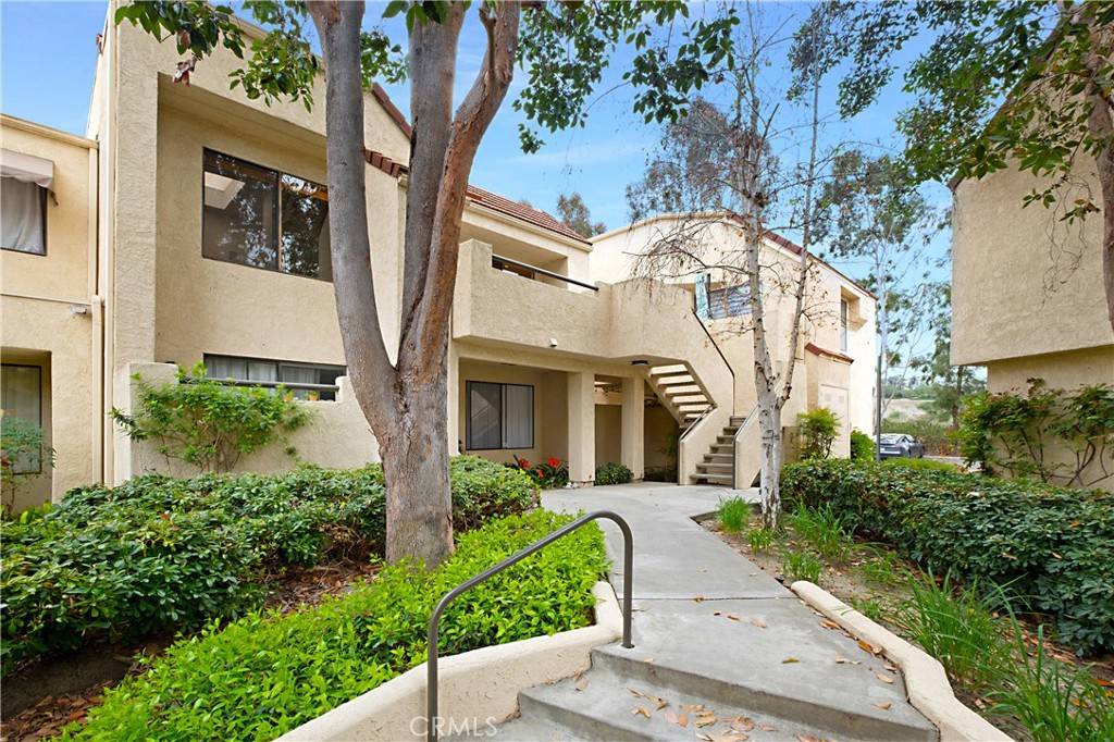 Laguna Niguel, CA 92677,67 Martinique ST #282
