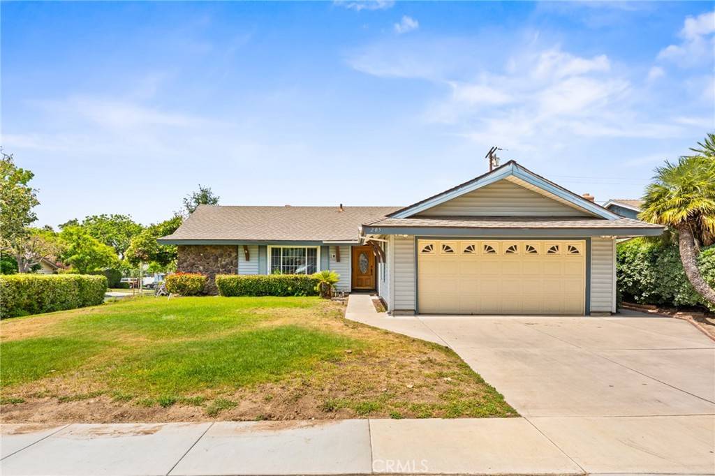 Corona, CA 92879,205 Coronado DR