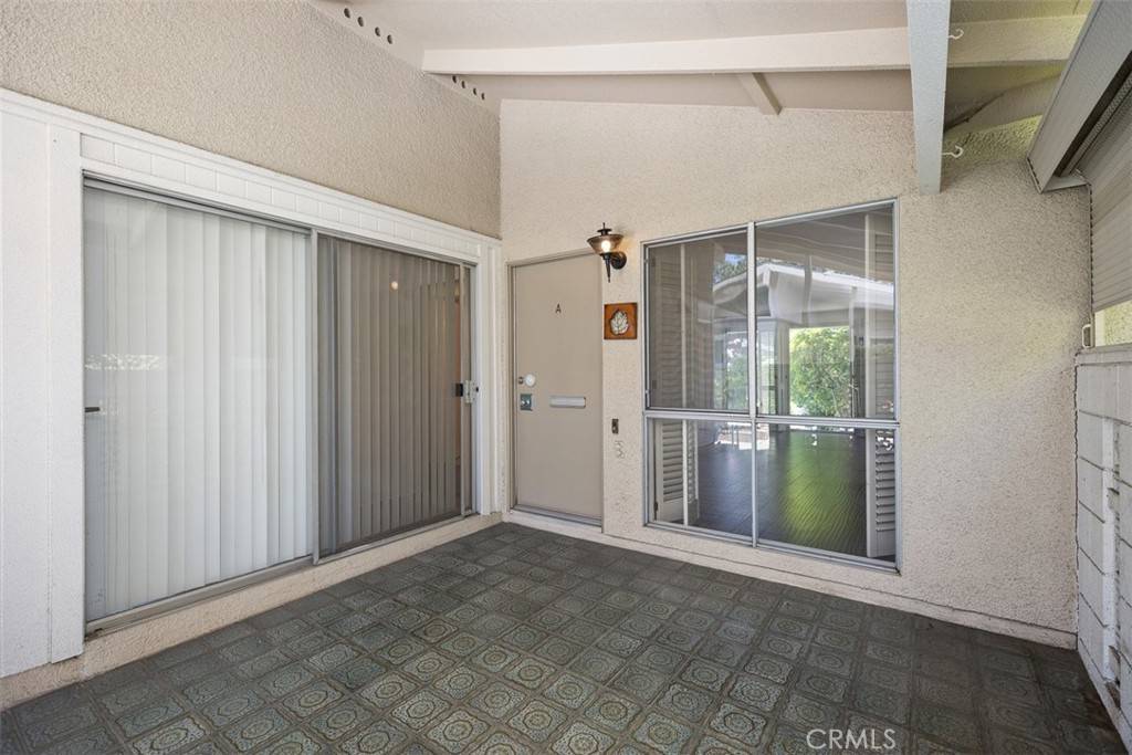 Laguna Woods, CA 92637,542 Via Estrada #A