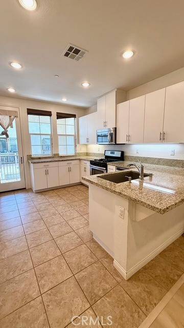 Azusa, CA 91702,904 N Primrose LN #C