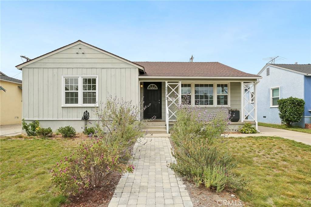 Lakewood, CA 90712,2713 Dollar ST