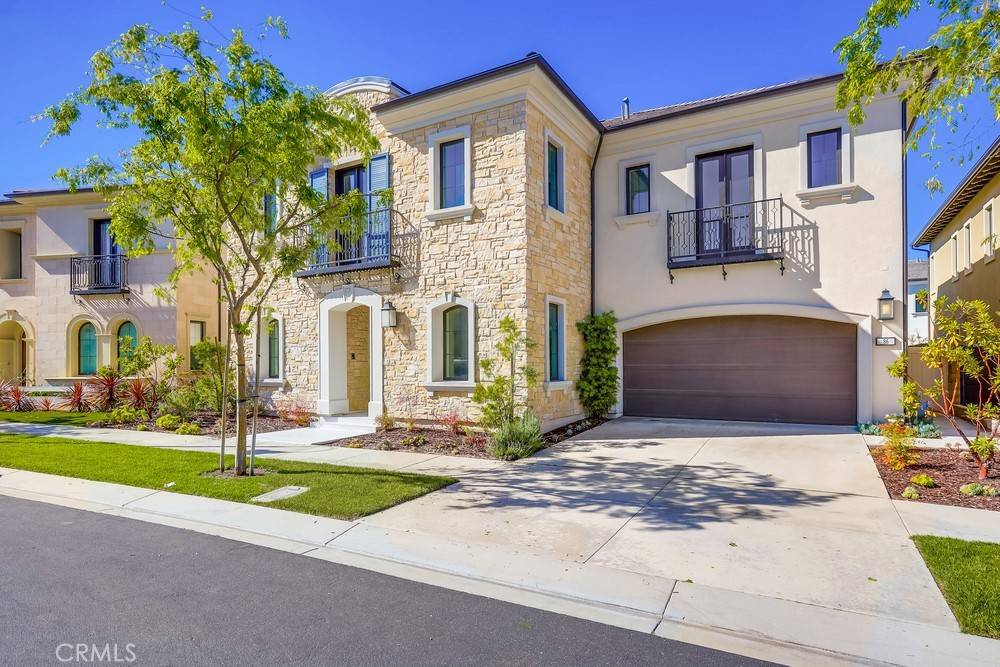 Irvine, CA 92618,86 Interstellar