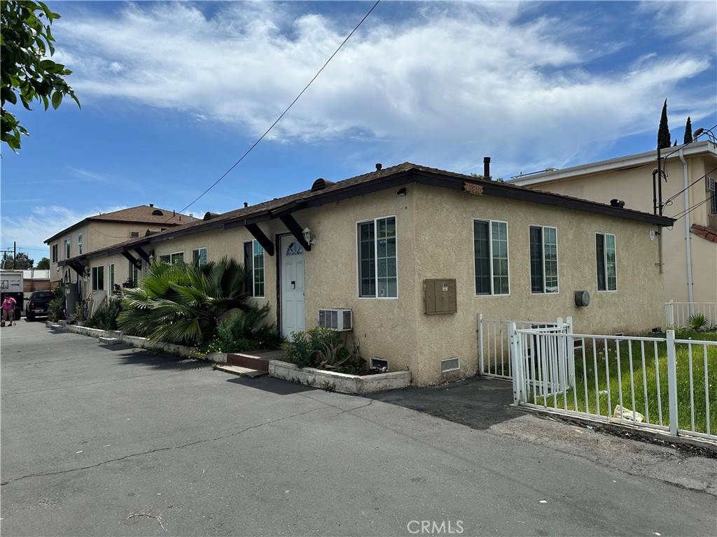 Van Nuys, CA 91405,13810 Sherman WAY