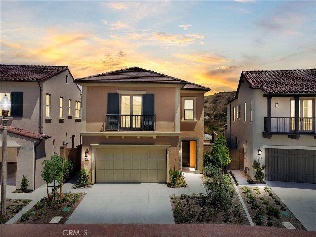 Irvine, CA 92618,136 Tomahawk