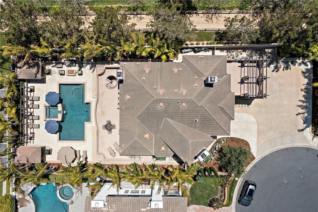Huntington Beach, CA 92648,18976 Rockinghorse LN