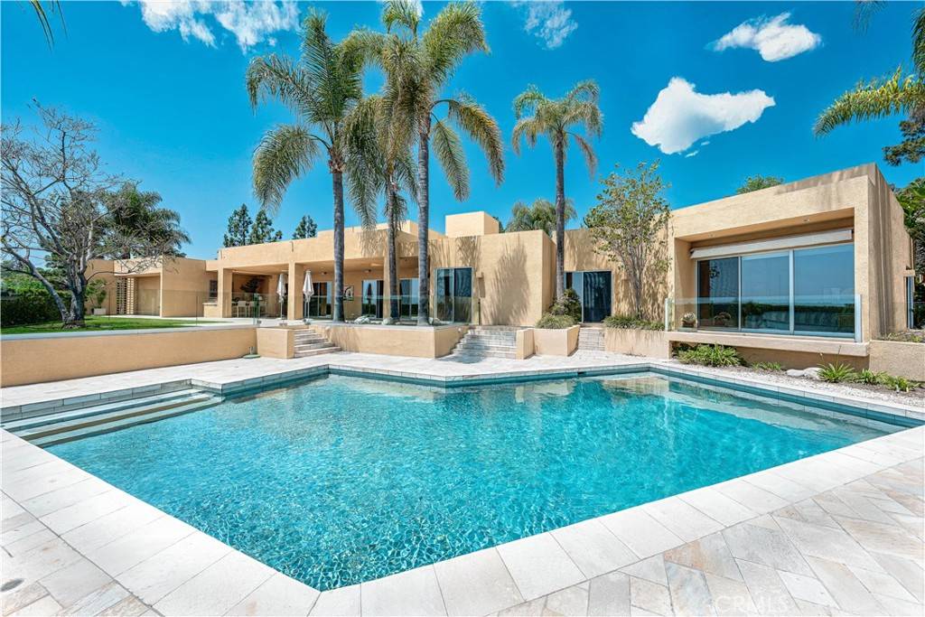 North Tustin, CA 92705,10272 Overhill Drive