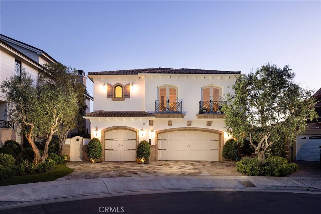 Huntington Beach, CA 92649,16111 Santa Barbara LN