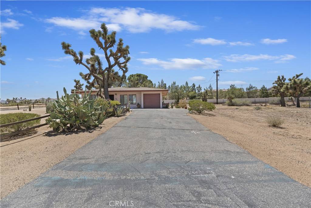 Yucca Valley, CA 92284,56287 Navajo TRL