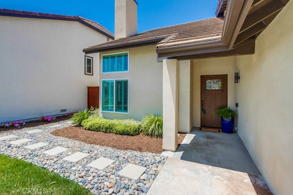 Carlsbad, CA 92009,7411 Brava ST