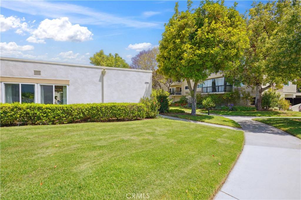 Laguna Woods, CA 92637,2383 Via Mariposa W #C