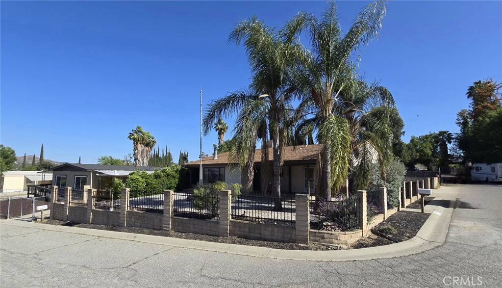 Perris, CA 92570,17105 Aragon DR