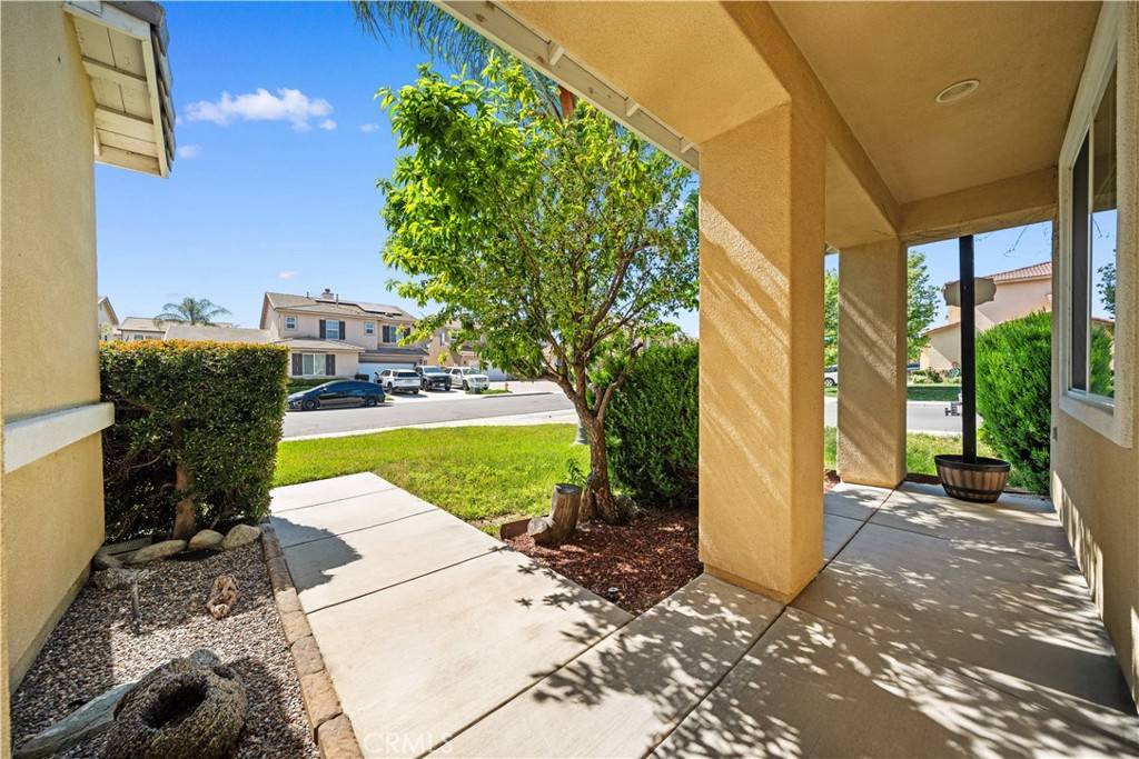 Eastvale, CA 92880,7626 Soaring Bird CT