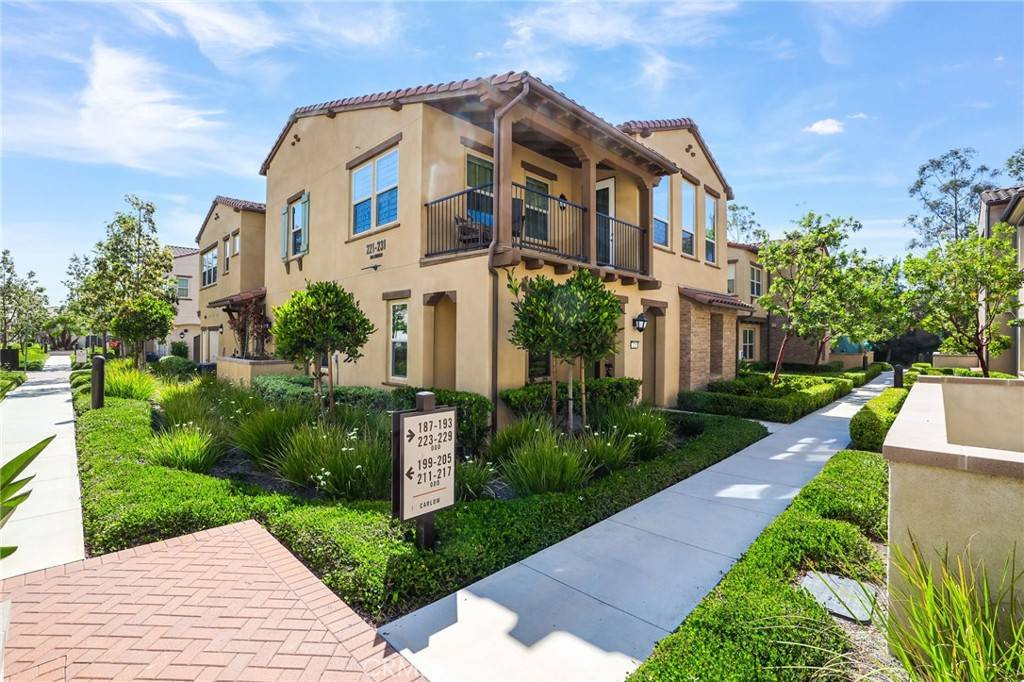 Irvine, CA 92618,223 Carlow