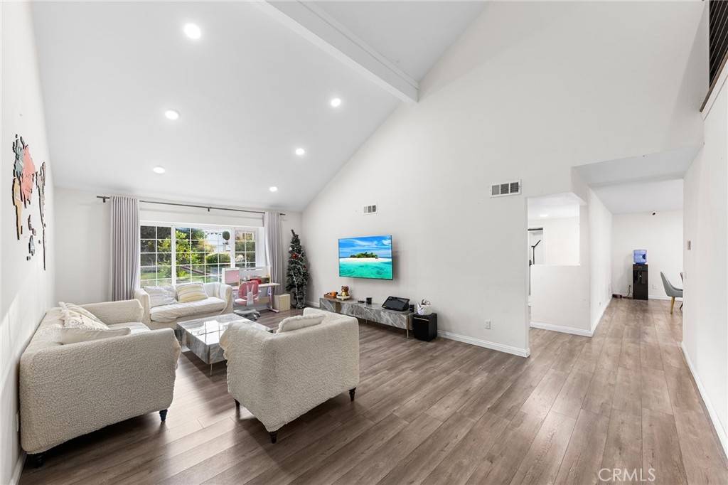 Rowland Heights, CA 91748,19519 Greenwillow LN