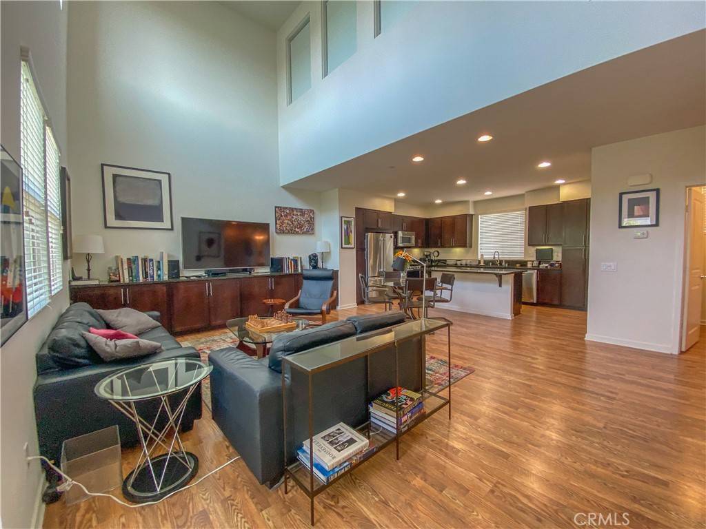 Rancho Mission Viejo, CA 92694,5 Abarrota ST