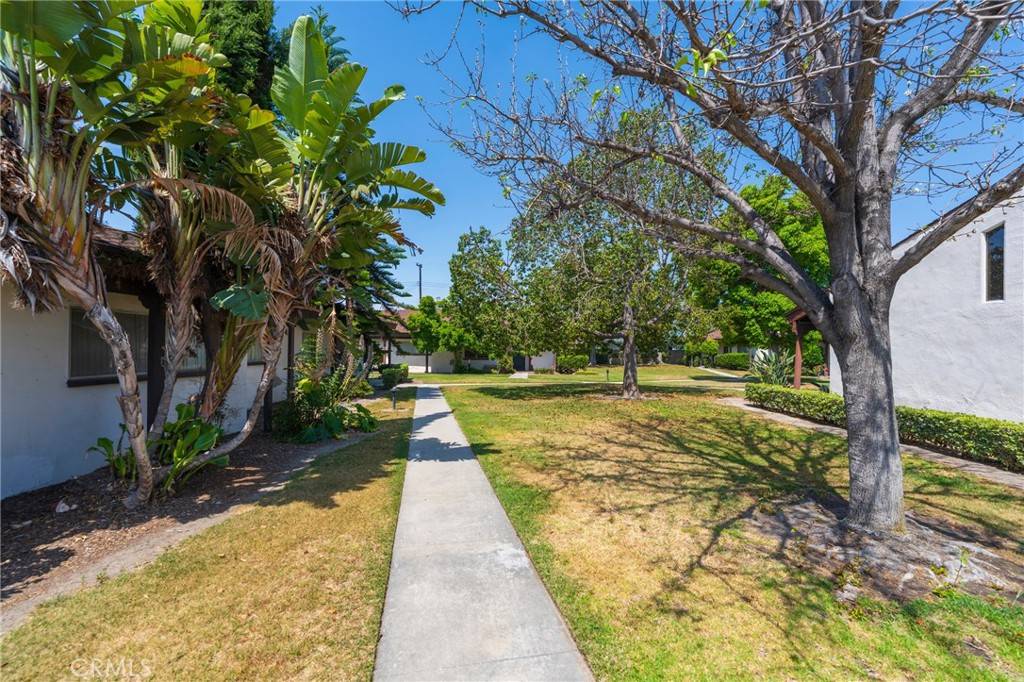 Anaheim, CA 92804,2011 W Katella AVE #61