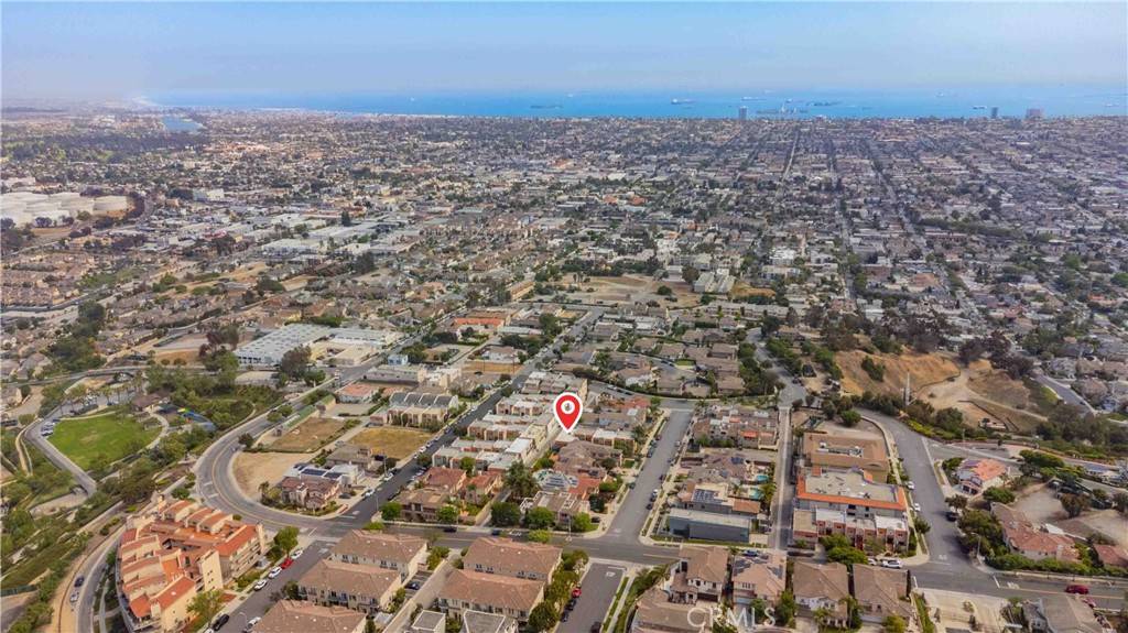 Signal Hill, CA 90755,2244 Molino AVE