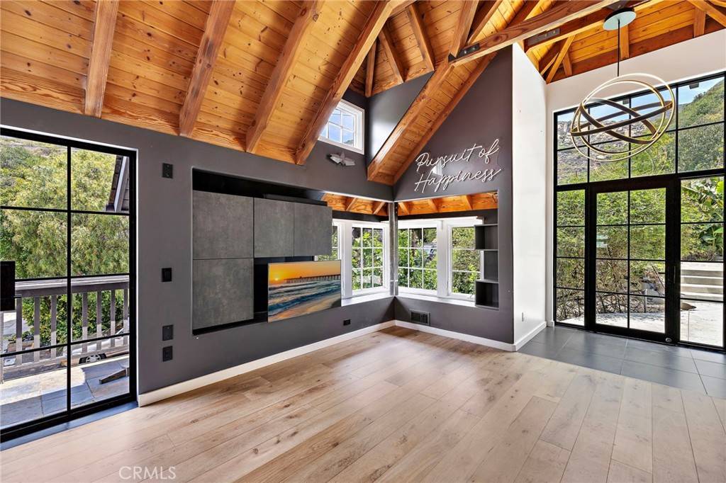 Laguna Beach, CA 92651,537 Canyon Acres DR