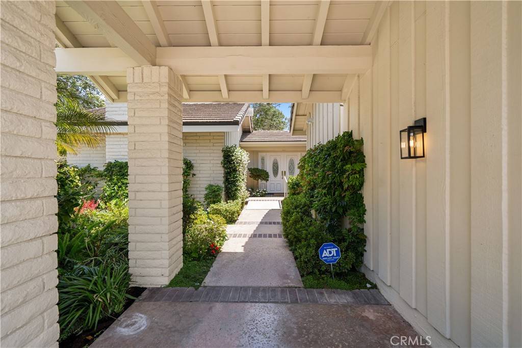 Irvine, CA 92603,12 Creekside