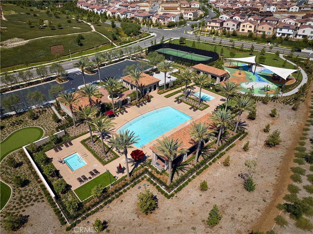 Irvine, CA 92618,119 Oakstone