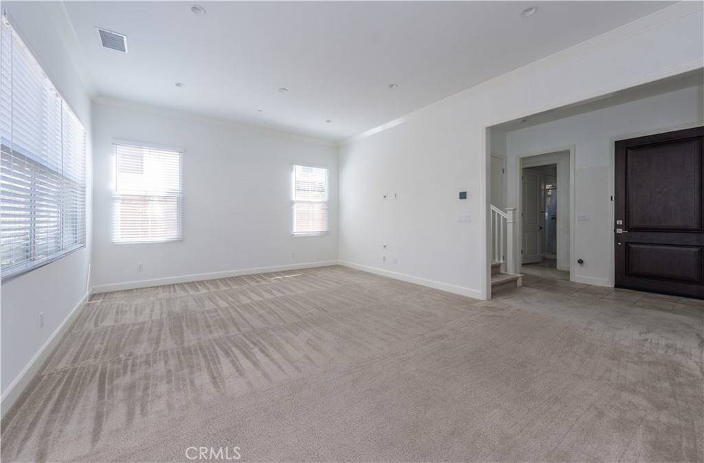 Irvine, CA 92620,68 Meander