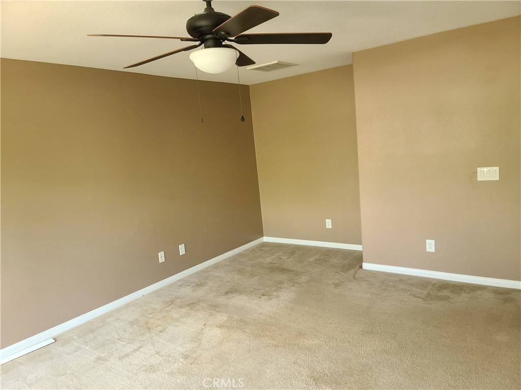 Corona, CA 92883,11318 Chinaberry ST