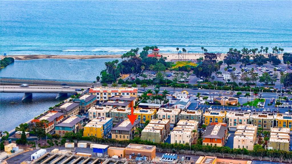 Dana Point, CA 92629,985 Doheny WAY