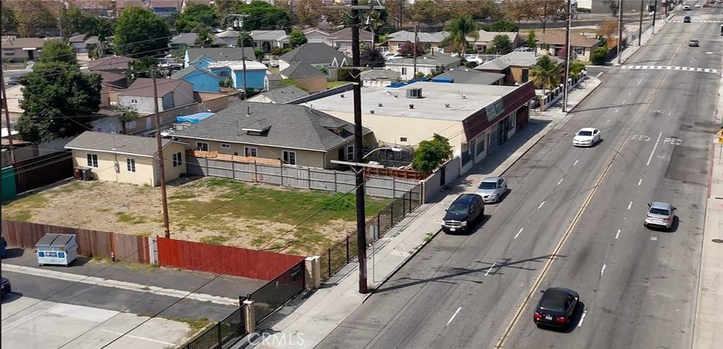 Compton, CA 90220,558 W Compton BLVD