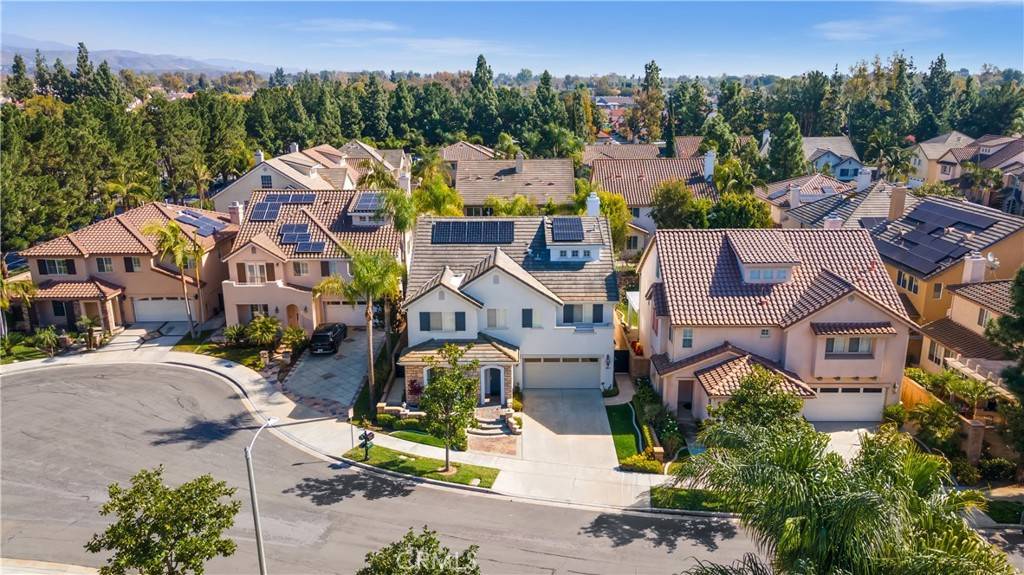 Irvine, CA 92602,8 Delano