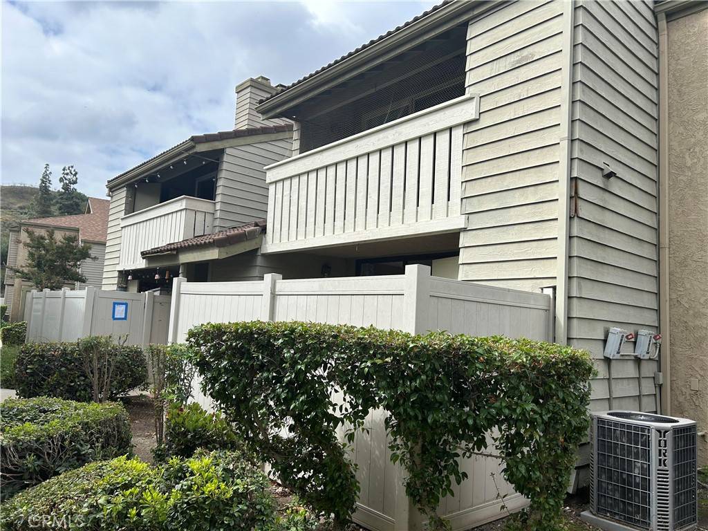 Pomona, CA 91766,57 Town And Country RD