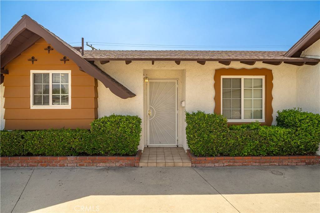 San Bernardino, CA 92404,5422 Golondrina DR