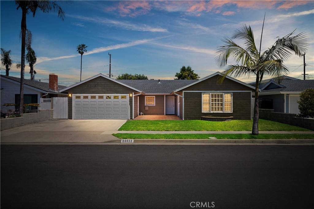 Huntington Beach, CA 92646,20632 Egret Ln.