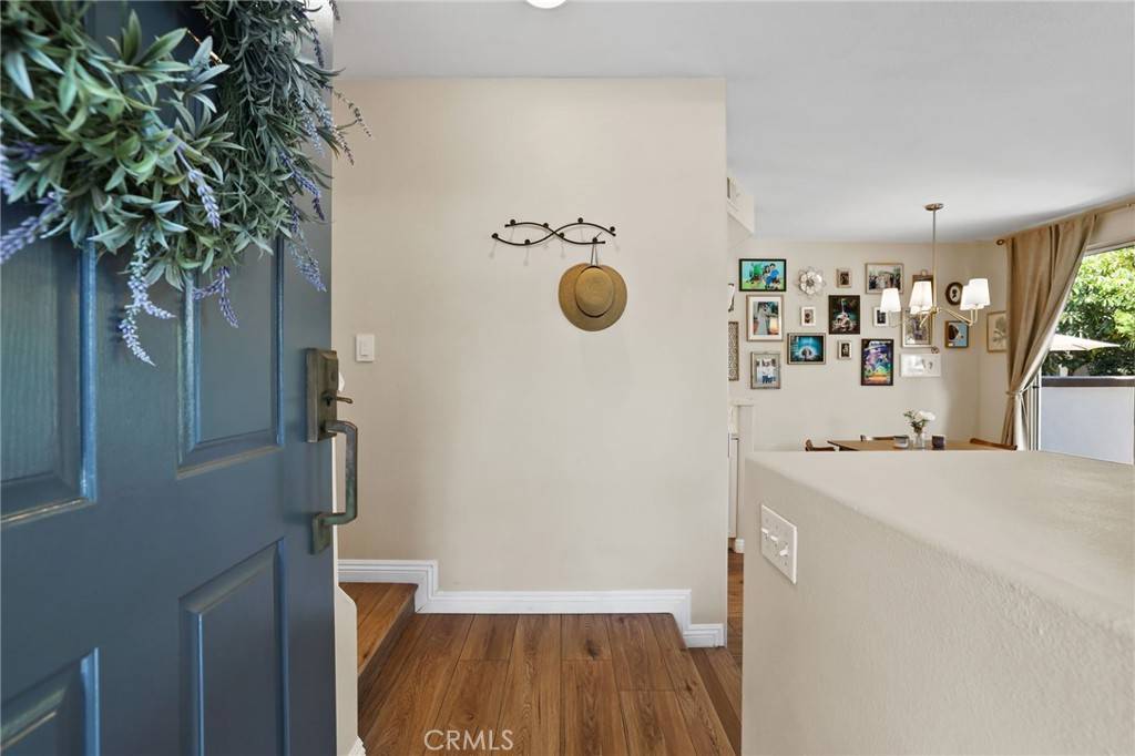 Tustin, CA 92782,2348 Sunningdale DR