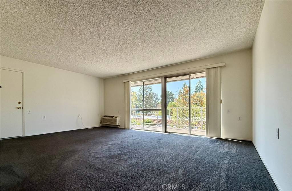 Laguna Woods, CA 92637,680 Via Alhambra #O