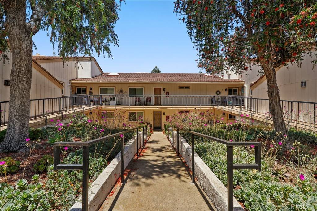 Laguna Woods, CA 92637,3413 Punta Alta #A