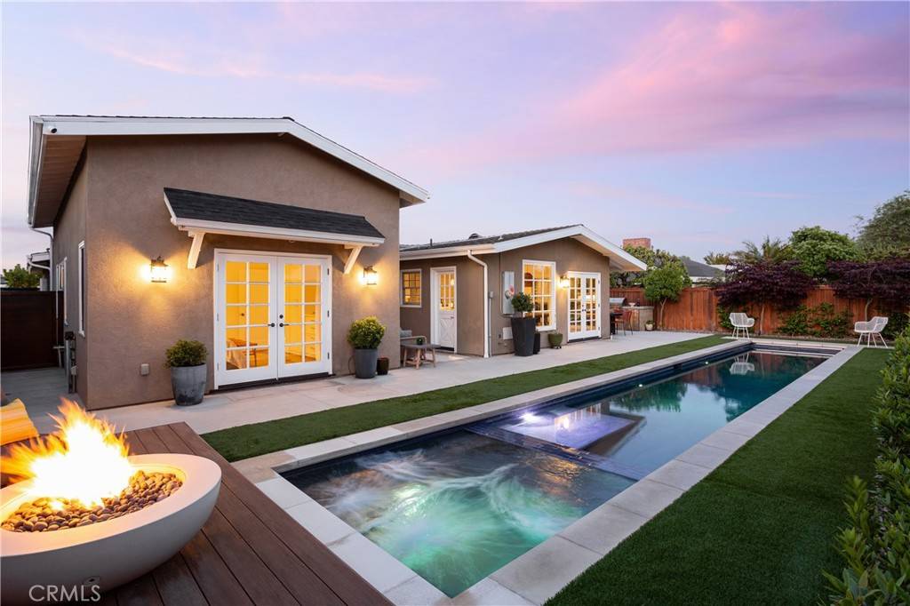 Newport Beach, CA 92660,1307 Oxford LN