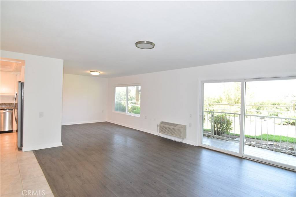 Laguna Woods, CA 92637,5369 Algarrobo #1G