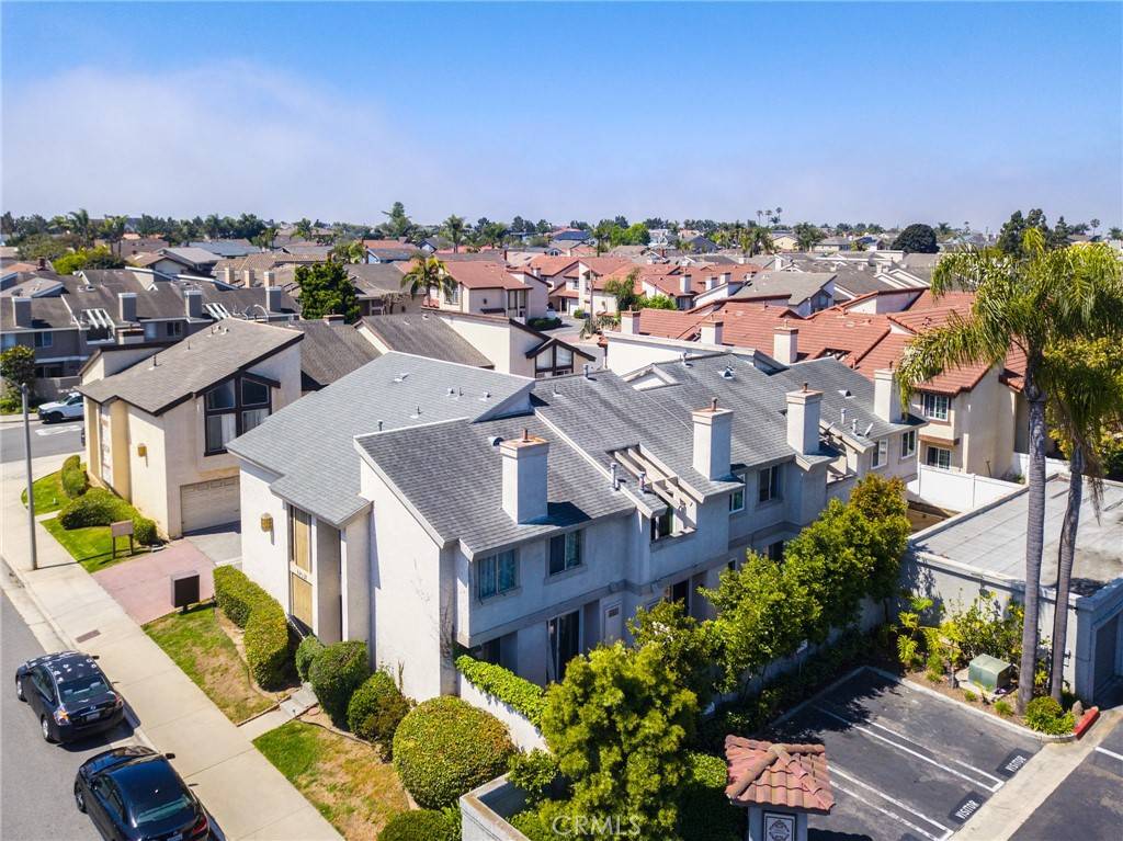 Huntington Beach, CA 92649,17081 Green LN