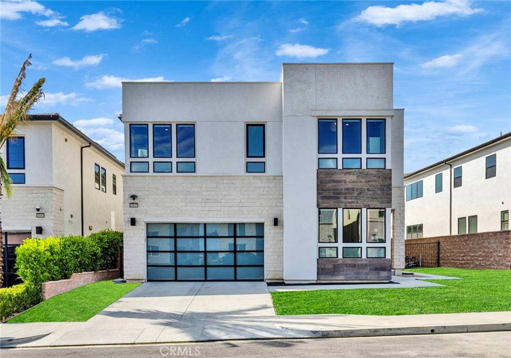 Porter Ranch, CA 91326,20537 W Overlook CT